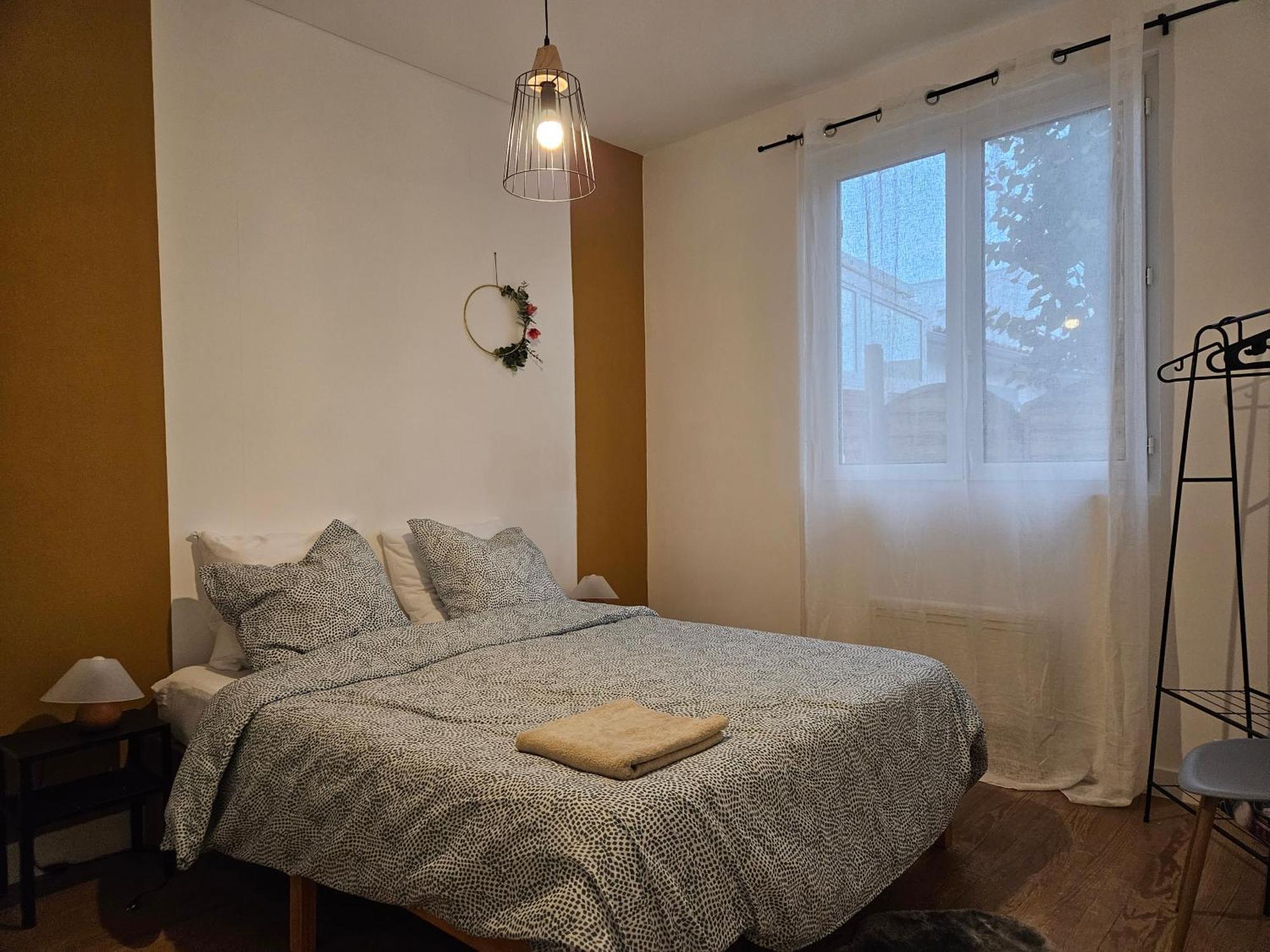Maison A Centre Ville Et 5 Min A Pied Plage Роаян Екстериор снимка